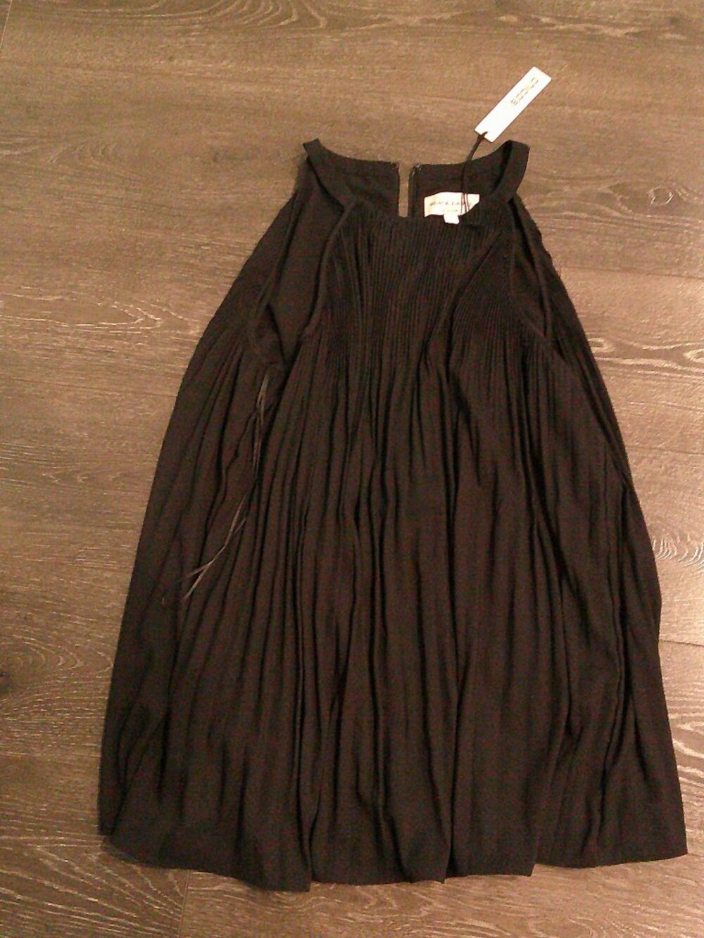 Chico's Black Label sheer Pleated  Lined Tank in black  Size 2  NWT